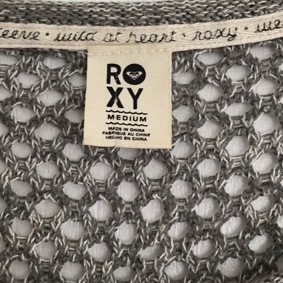 ROXY long sleeve sweater -  size M - Picture 2 of 4